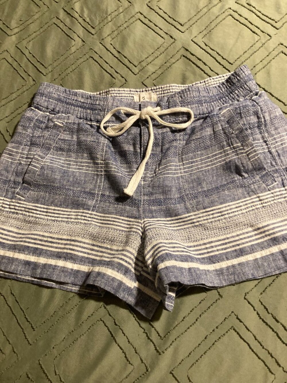LOU & GREY MINI WOMENS SHORTS  SMALL
